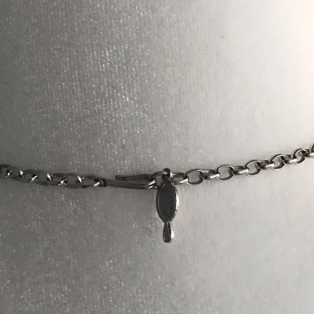 Costume Jewelry Chain and Pendant - Picture 2 of 4